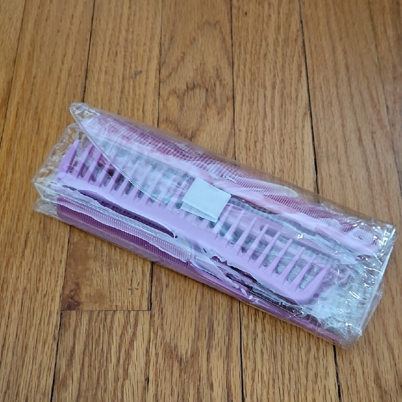 9 Piece Pink Comb Set With Plastic Organizer - Picture 2 of 2